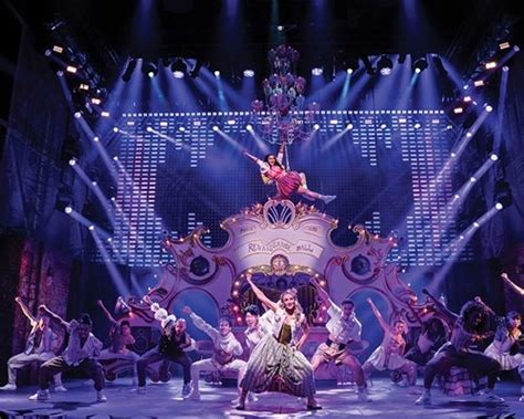 How to Experience the Magic of Moulin Rouge Broadway: Tips for an Unforgettable Theater Night