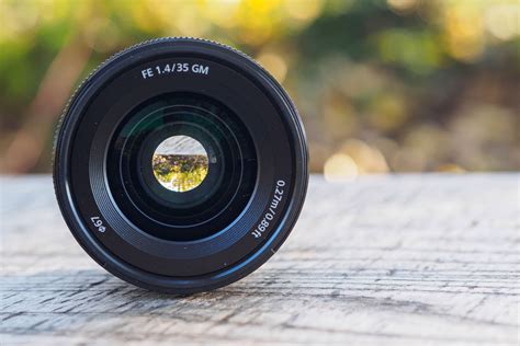 Review: Sigma F1.4 30mm Lens - Unmatched Precision for Modern Art Photography