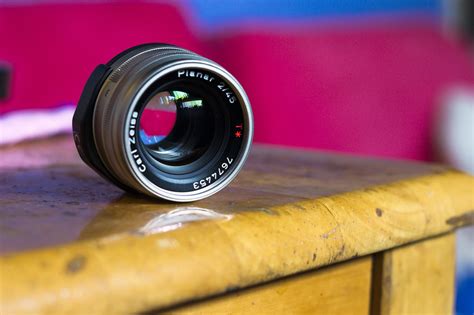 Review: Sigma F1.4 30mm Lens - Unmatched Precision for Modern Art Photography