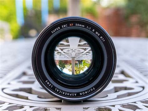 Review: Sigma F1.4 30mm Lens - Unmatched Precision for Modern Art Photography